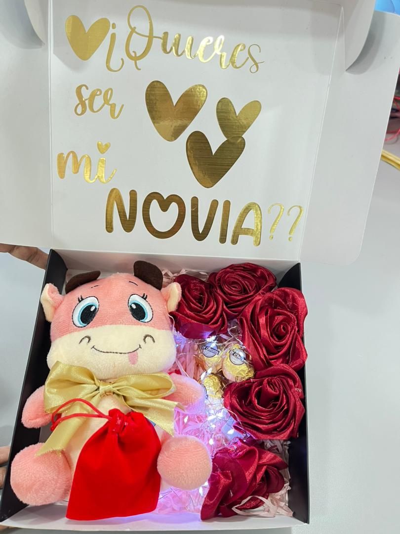 CAJA QUIERES SERO NOVIA 