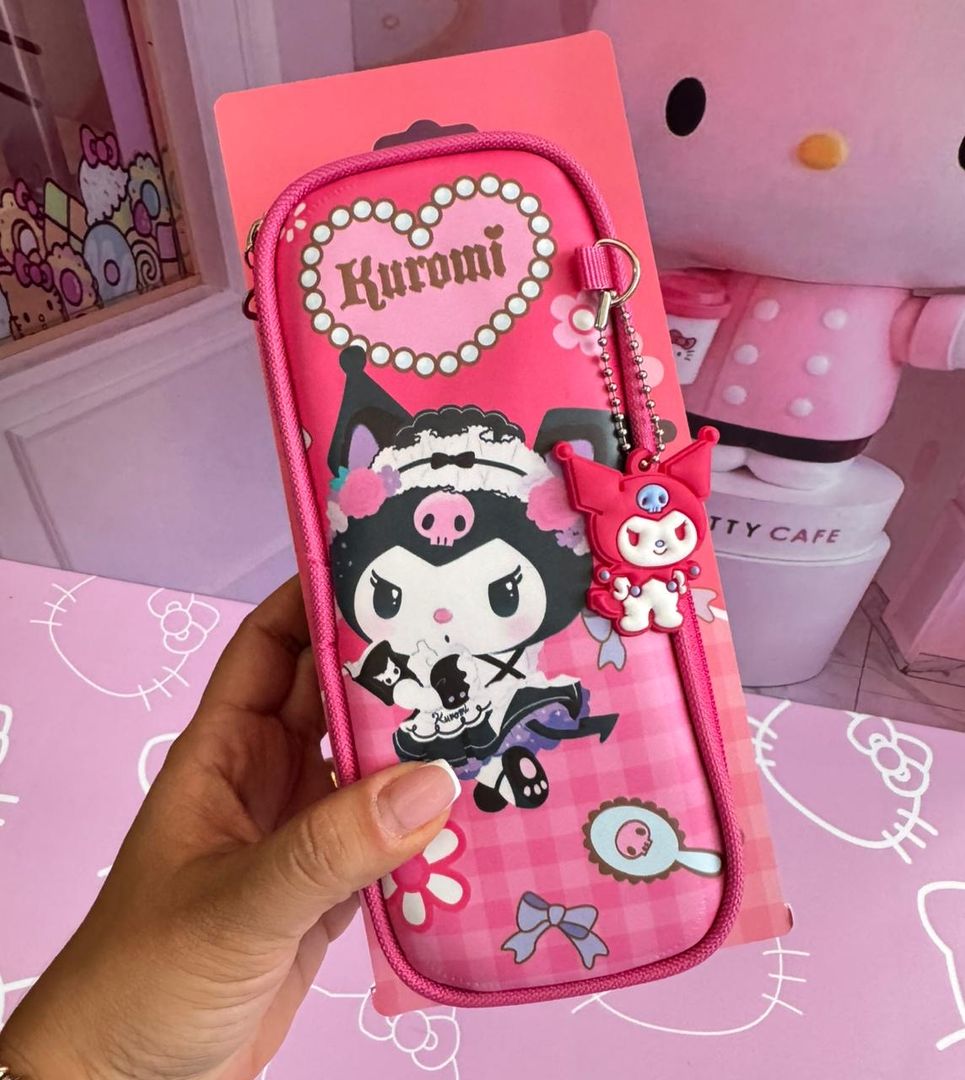 Cartuchera Sanrio con llavero 