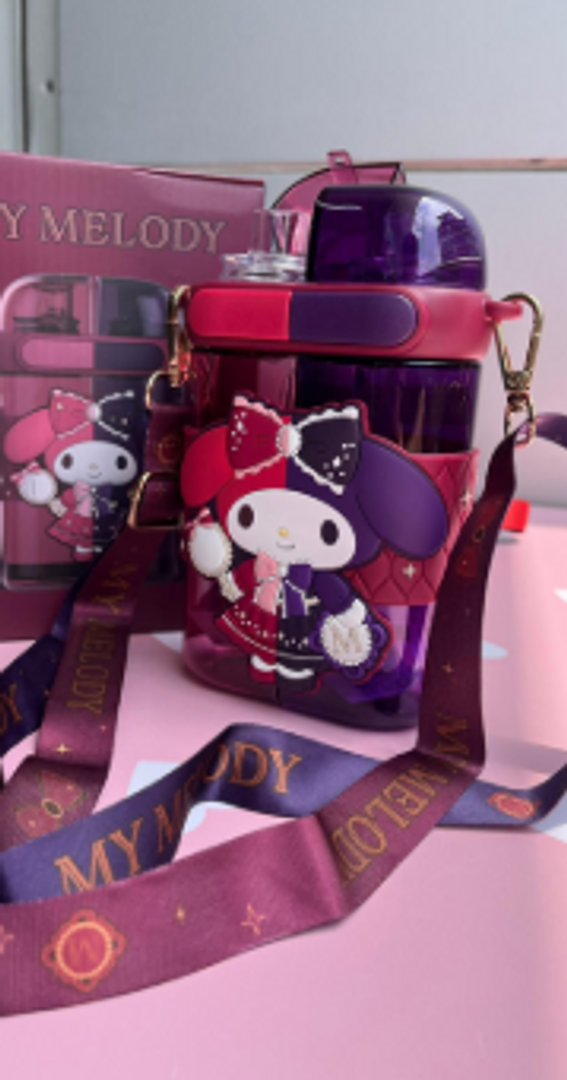 Botilo sanrio 2 boquillas