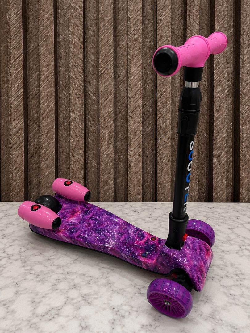 SCOOTER DE HUMO Y BLUETOOTH 