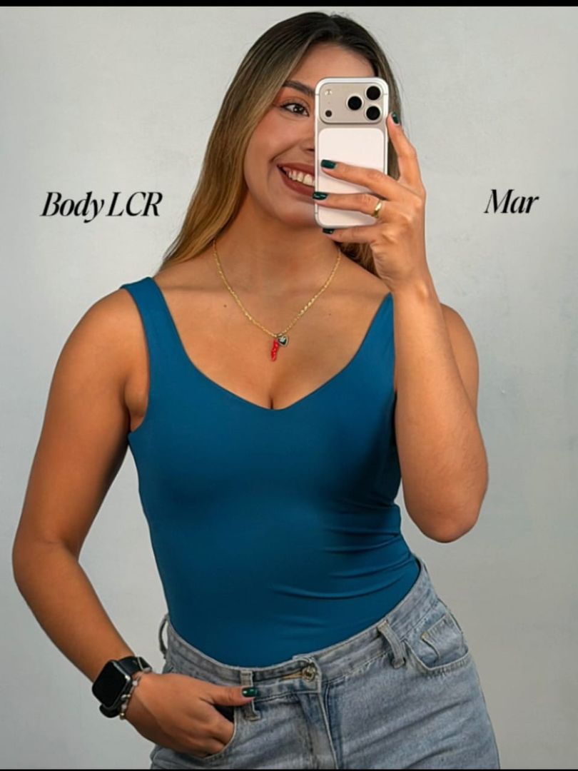 Body Alicrado/ Escote en ¨V¨ Lorena