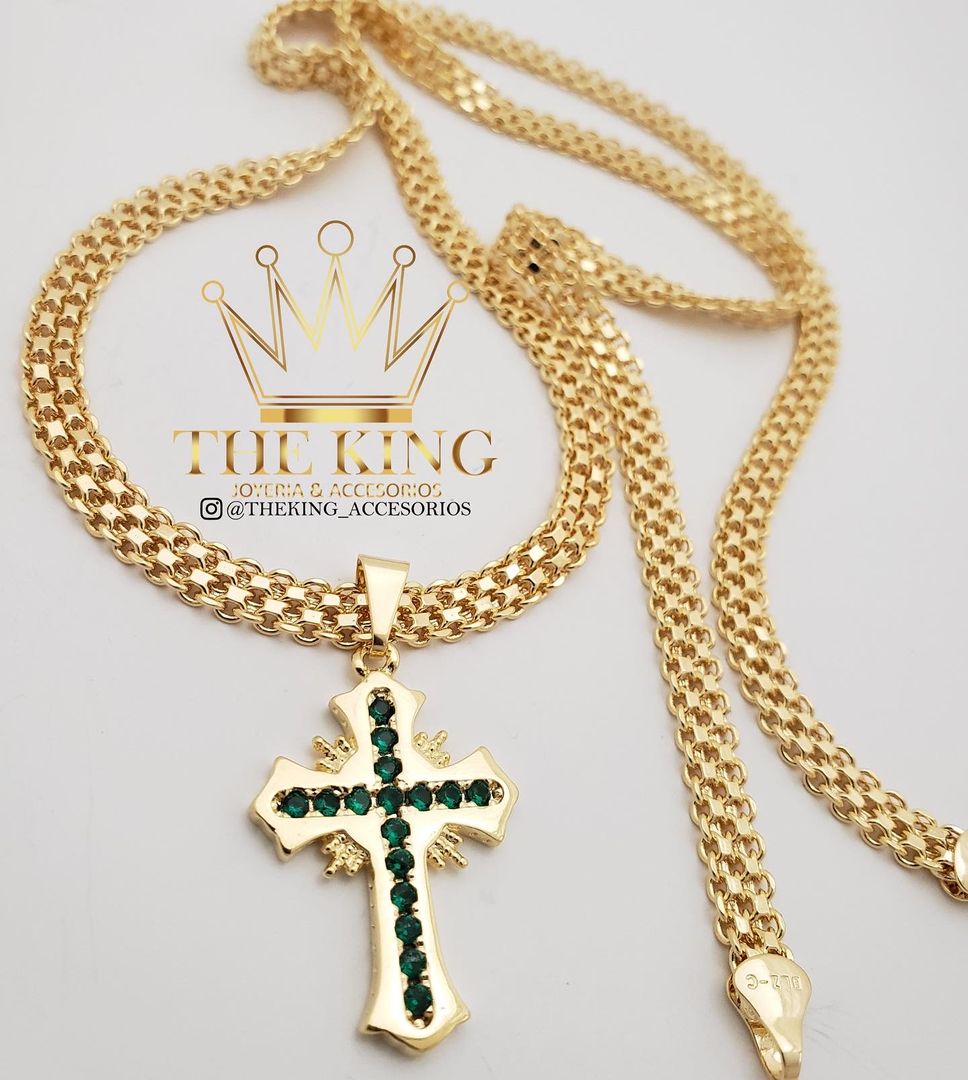 Cadena chino doble cruz sagrada verde