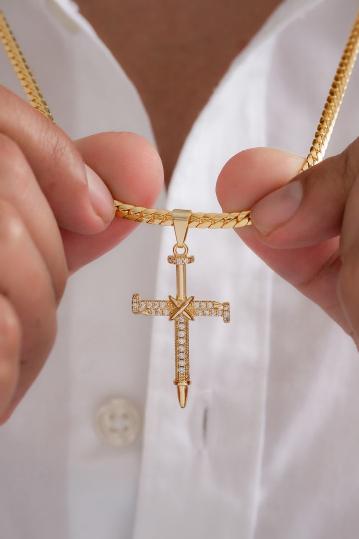 D cruz clavos cristal 