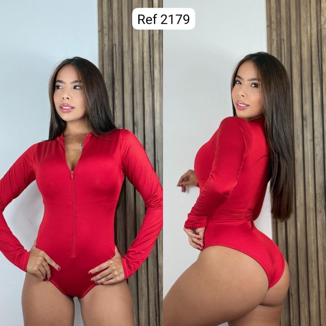 TRIKINI MANGA LARGA 