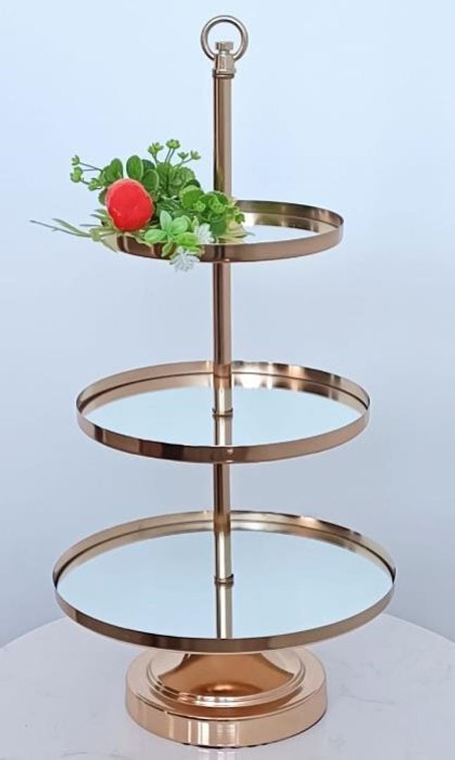 Base para pasteles dorado en metal con espejo