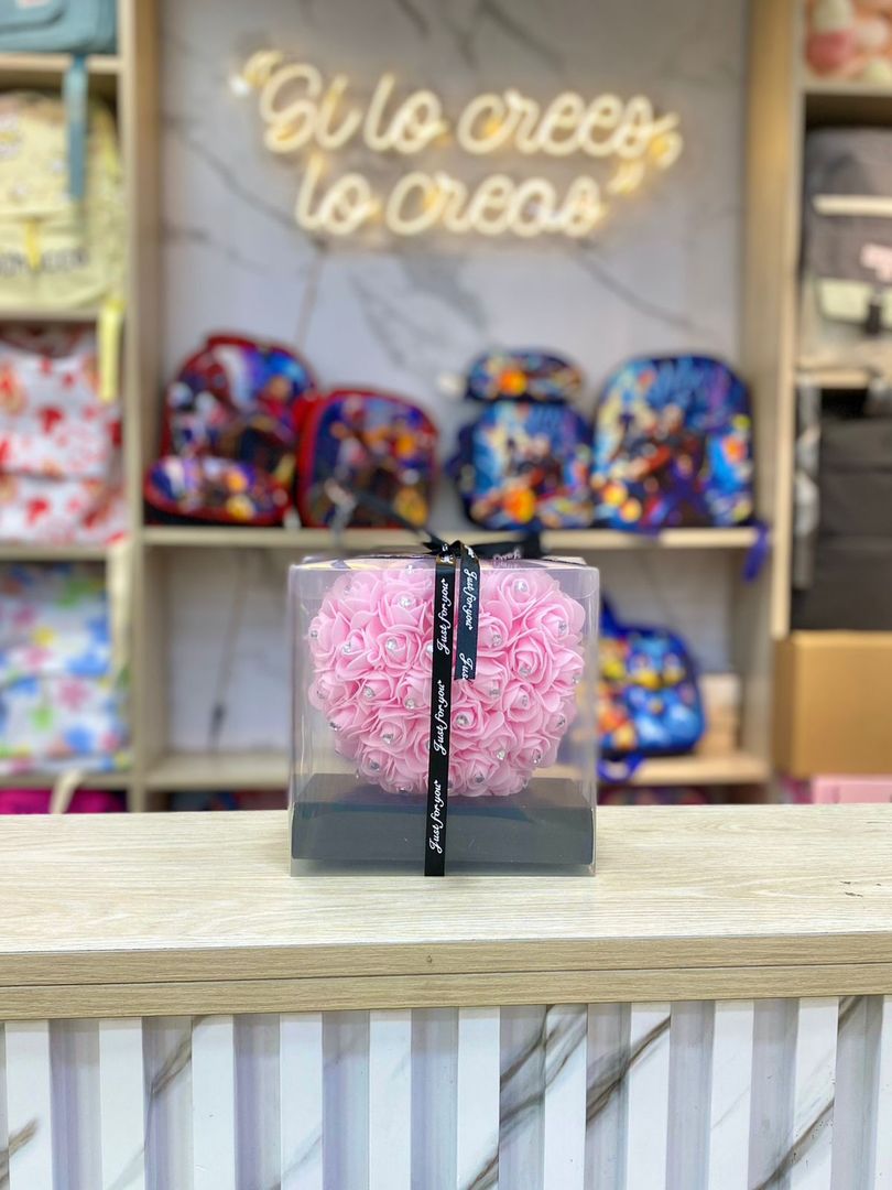 CORAZÓN DE ROSAS DECORATIVO 