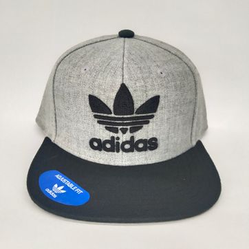 GORRA ADIDAS LOGO NEGRO "SNAPABACK" - imagen 1