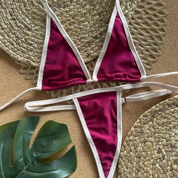 Imagen del producto Minikini vinotinto/beige
