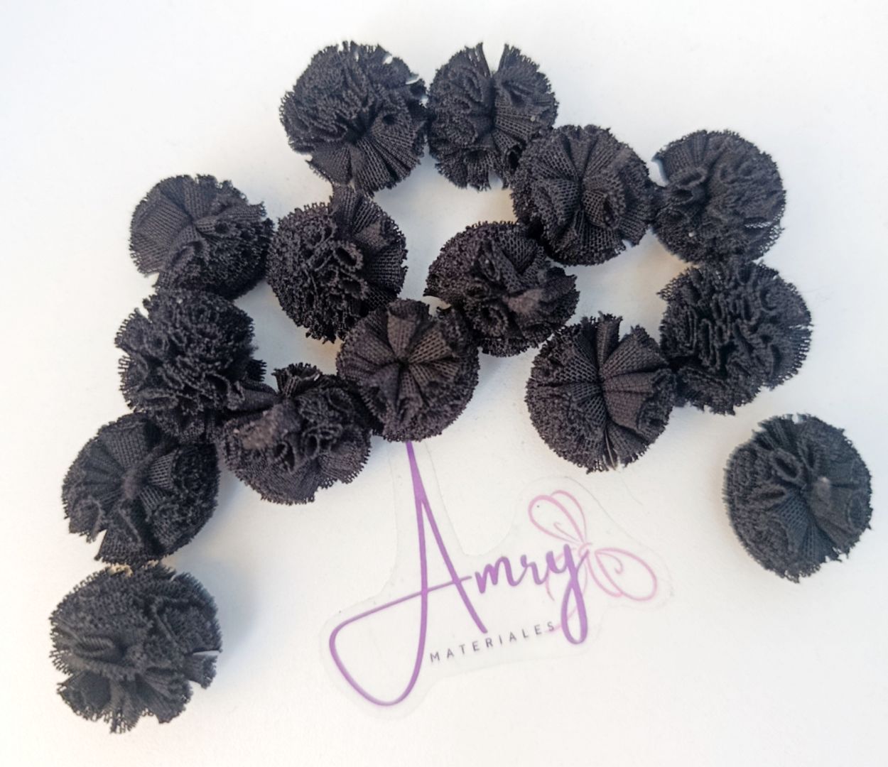 12 Negro Pompom 2.5cm