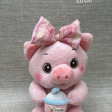 Imagen del producto CERDITA CON ACCESORIOS 20 CM