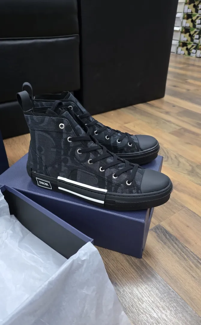 Converse Dior Black