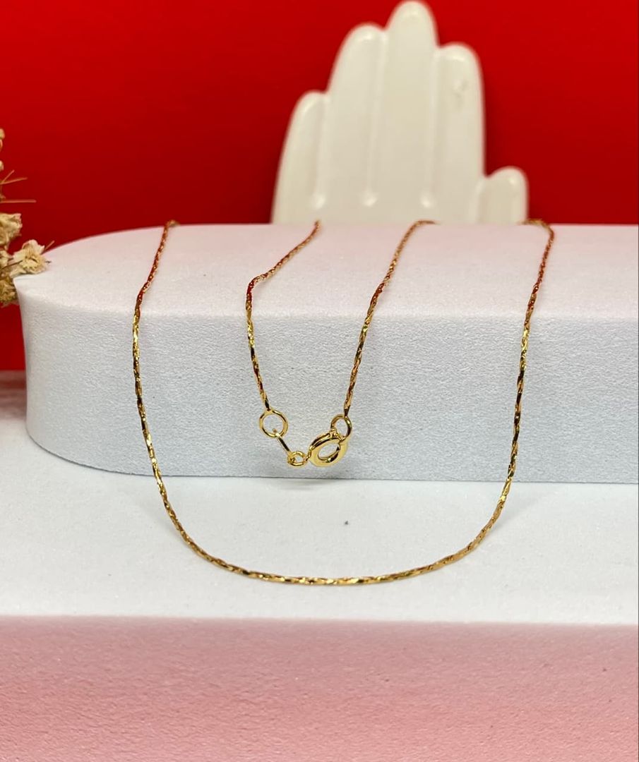 Cadena 45cm diamantada delgada 