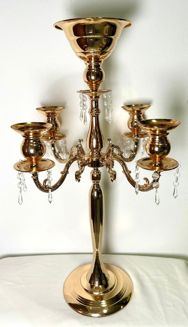CANDELABROS DORADOS