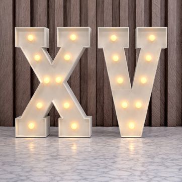 Imagen del producto Cartón pluma - Foam Board 1 metro luz cálida. Incluye bombillos. Funciona con 3 pilas AAA.