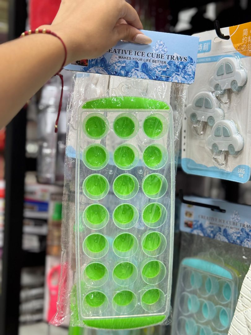 Cubetera Plastificada Flexible para Hielo