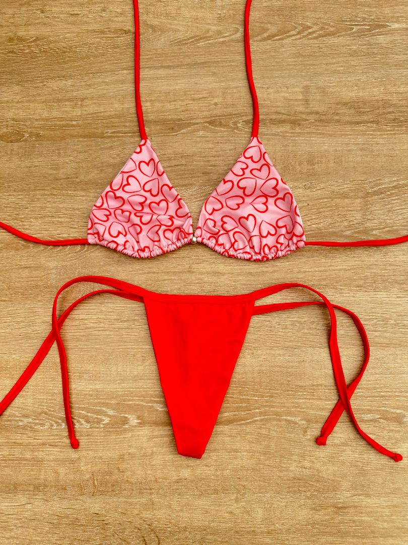 En oferta 3 bikinis 