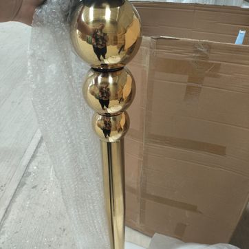 PATAS DE MESA DORADAS. - imagen 1