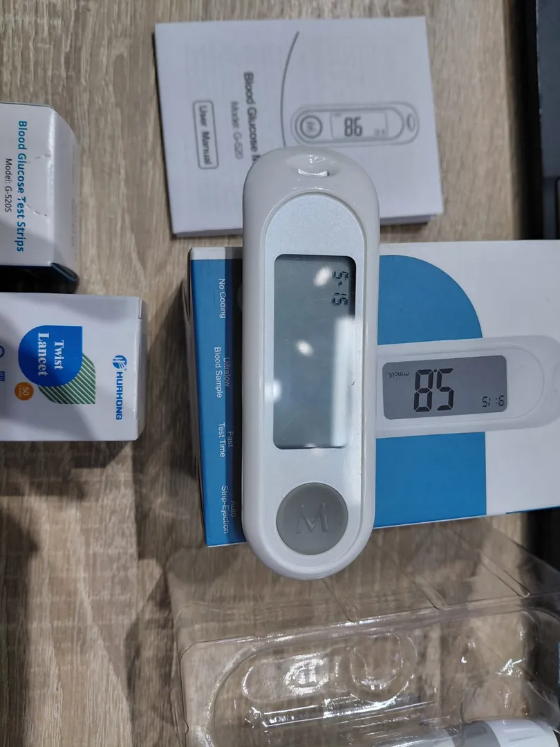 GLUCOMETRO MEDIDOR GLUCOSA X50 TIRILLAS Y LANCETAS