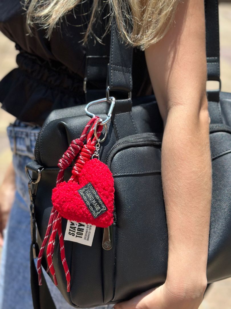 Llavero charms corazón rojo 