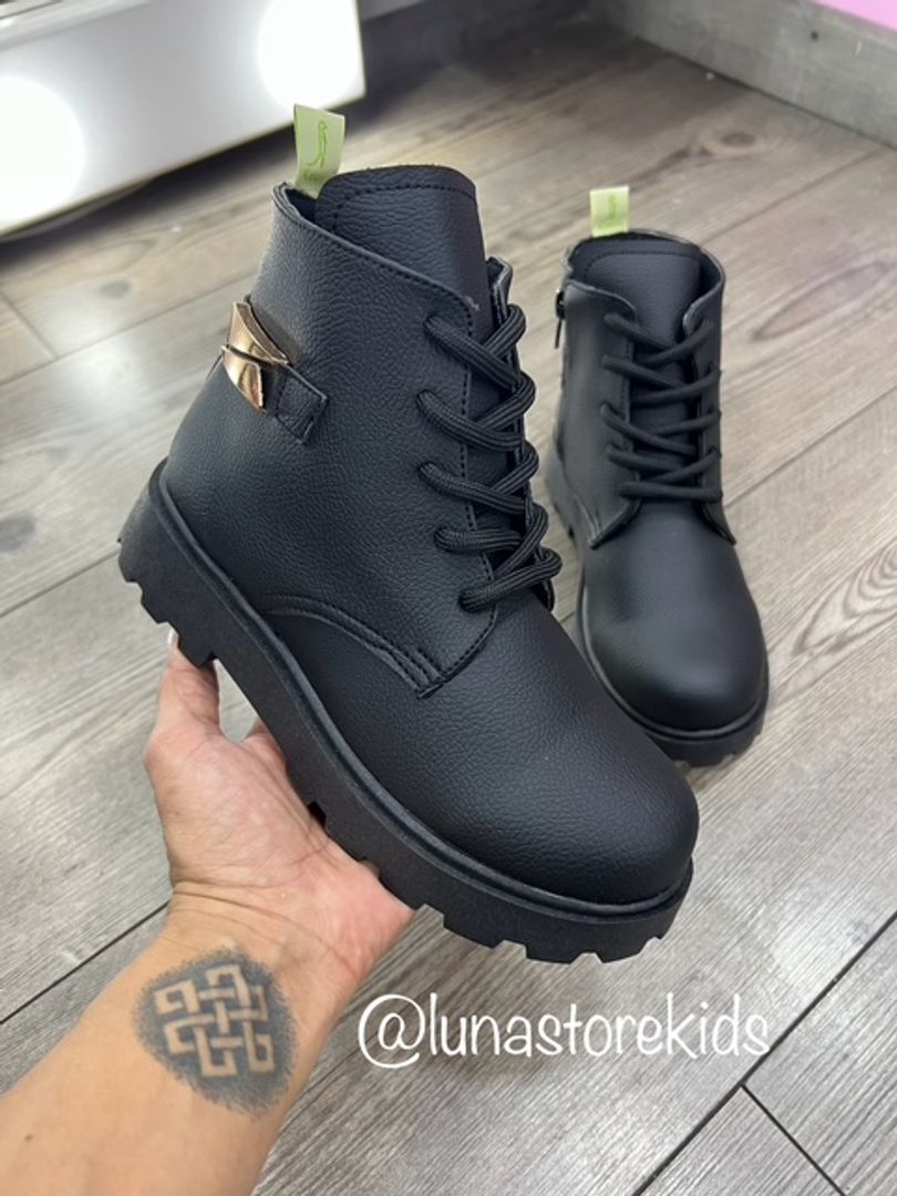 TALLAS 37, 36, 35, 34, 32, 31, 30