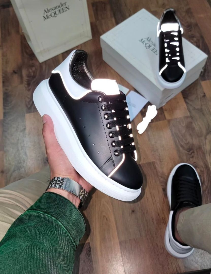 Alexander Mqueen reflectivo Black
