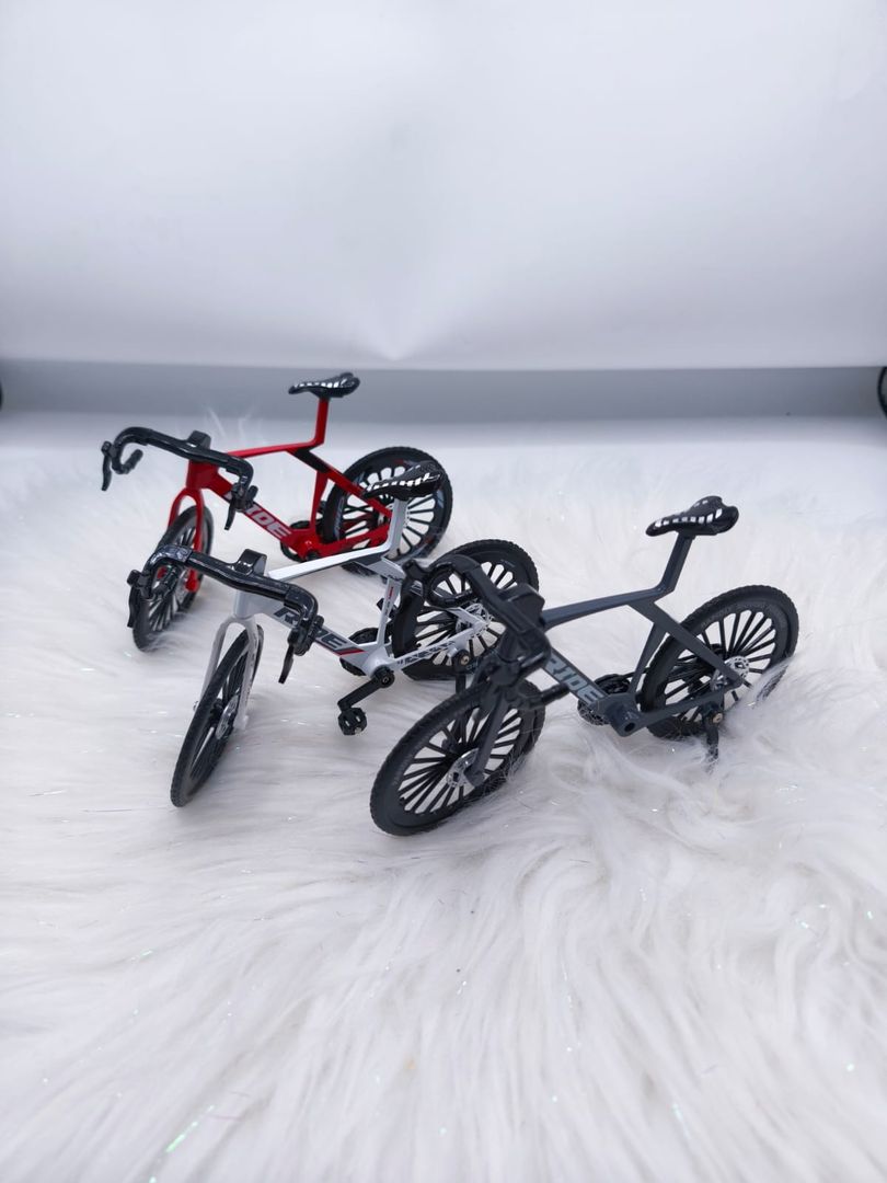 BICICLETA METALICA JM196