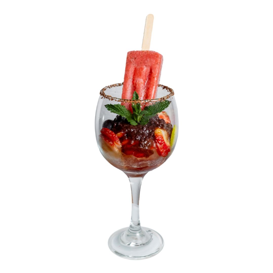 Chelada de frutos rojos