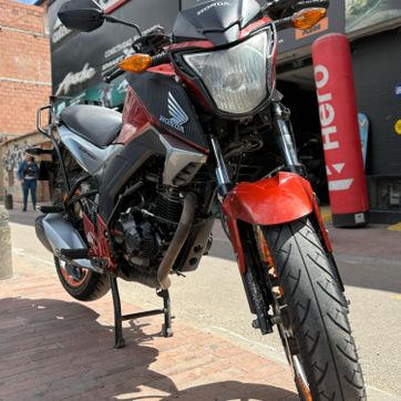 HONDA	CB160F DLX - imagen 1