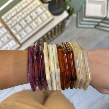 Pulsera acrílica hexagonal delgada  - imagen 1