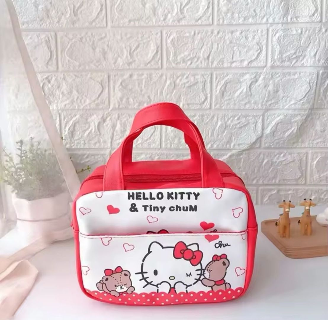 Lonchera térmica Sanrio tipo cuero