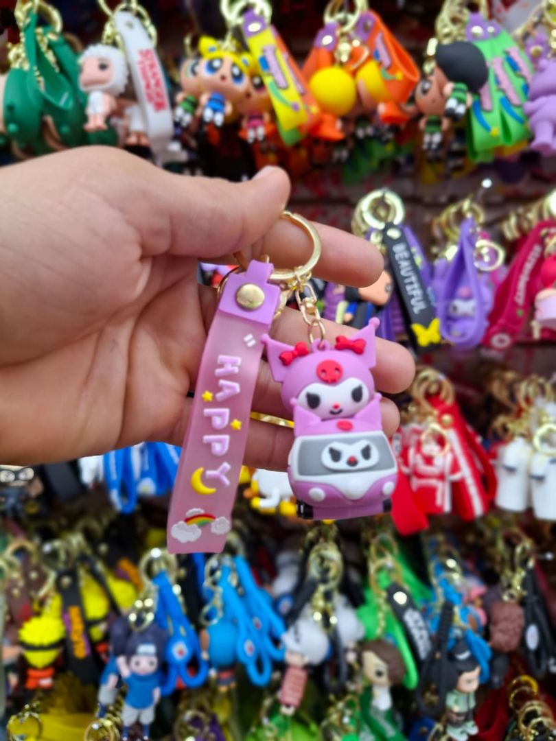 LLAVERO CARRO SANRIO 