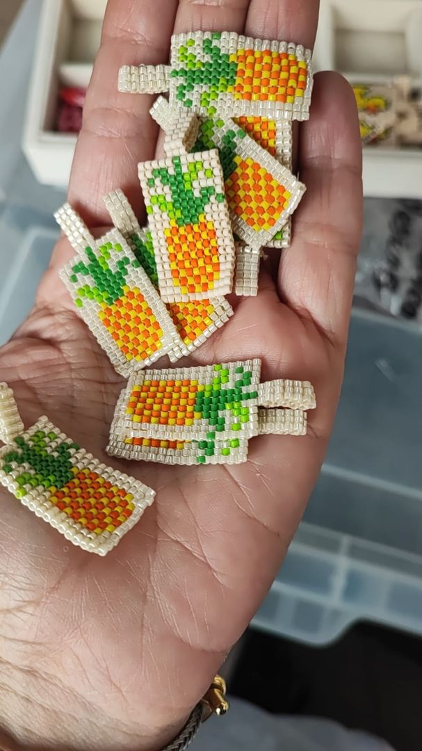 Charm Piña