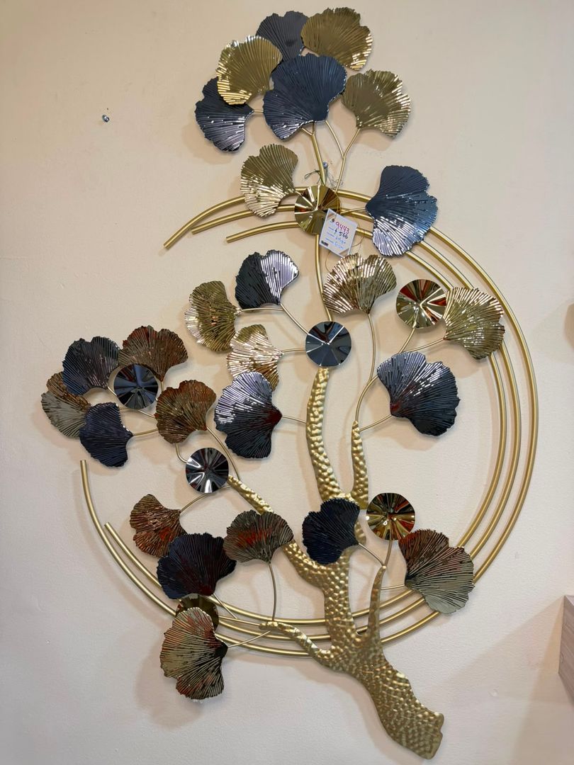 APLIQUE CROMADO EN FORMA DE ARBOL