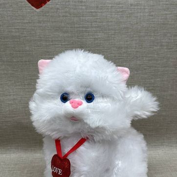Imagen del producto GATA BLANCA CON COLLAR ROJO 36 CM