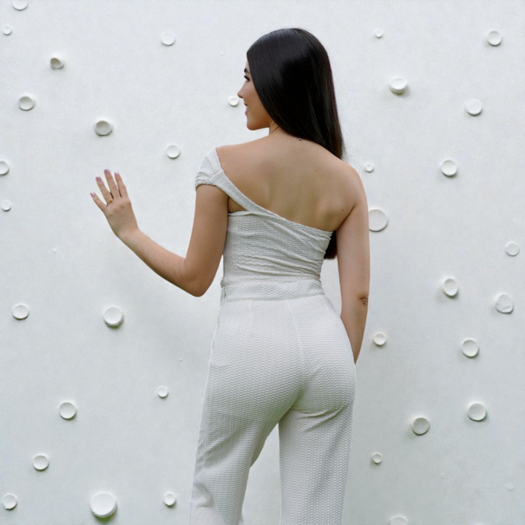 Conjunto elegante asimetrico