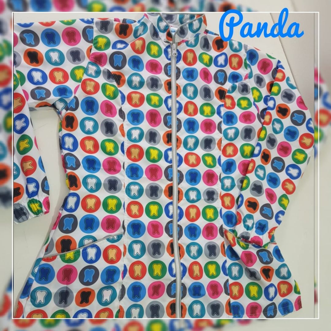 Bata Antifluido Estampada 