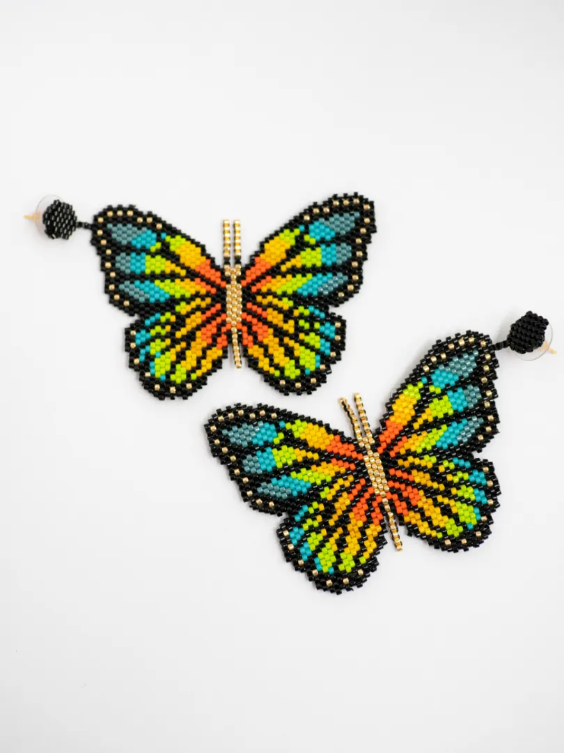Arete Mariposa Miyuki con Topo
