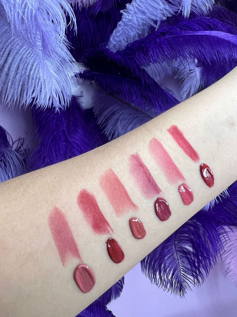 LAPIZ LABIAL CON LIP GLOSS SAS SAC099A 