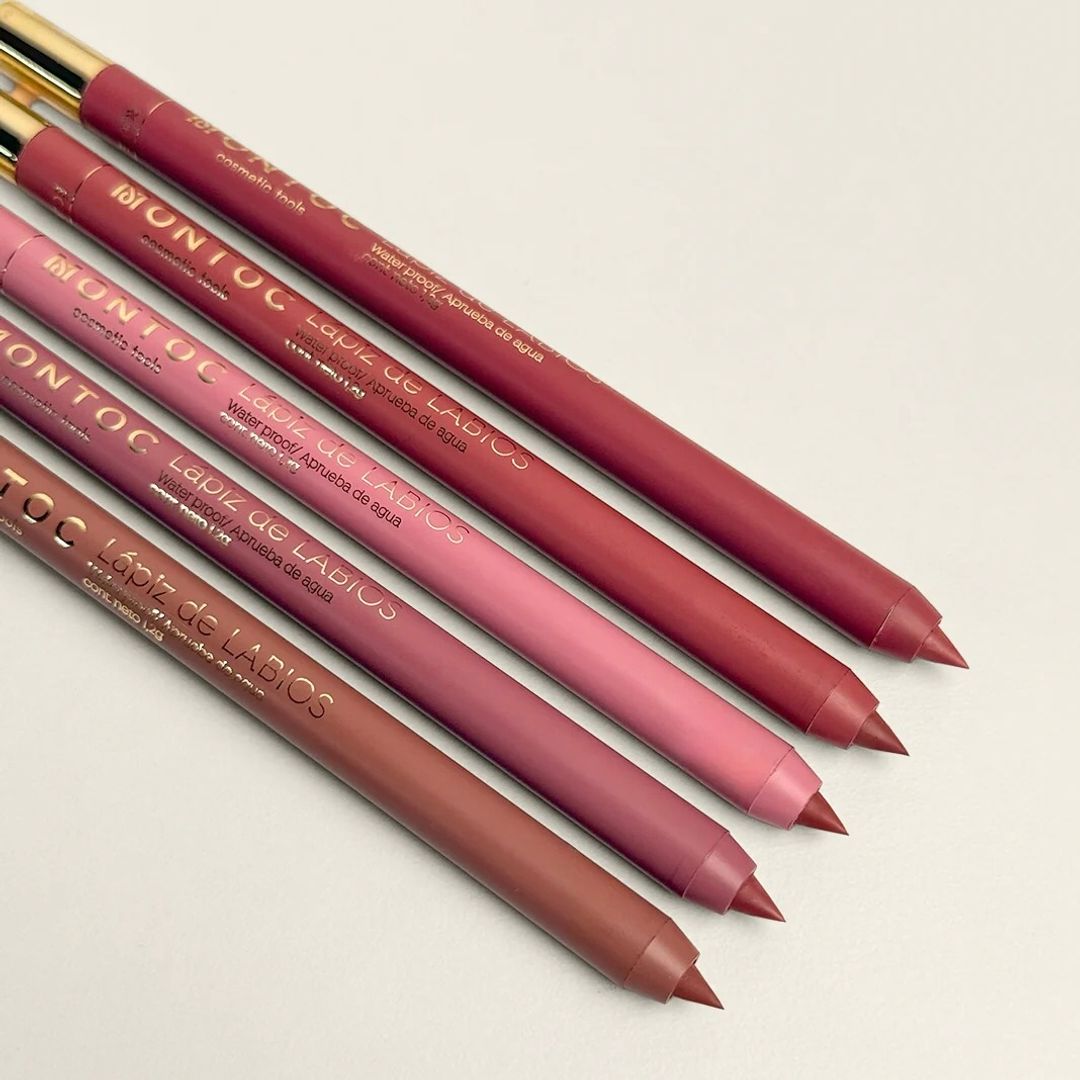 LÁPIZ DE LABIOS A PRUEBA DE AGUA MONTOC