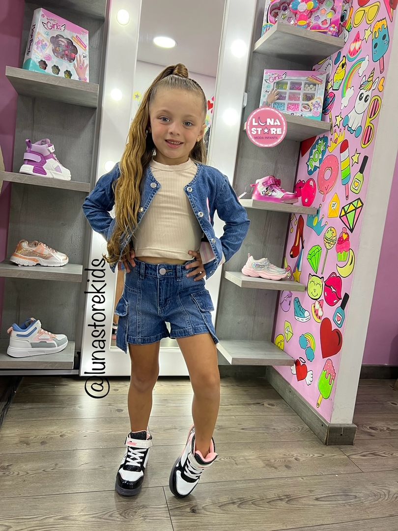 CONJUNTO TRIO DE SHORT