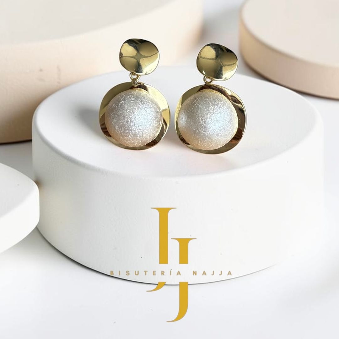 Arete luna Pearl 