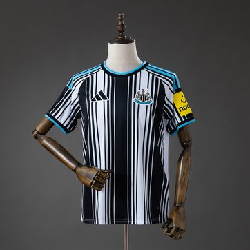 Newcastle United 2026-27 Manga Corta Fan - imagen 1