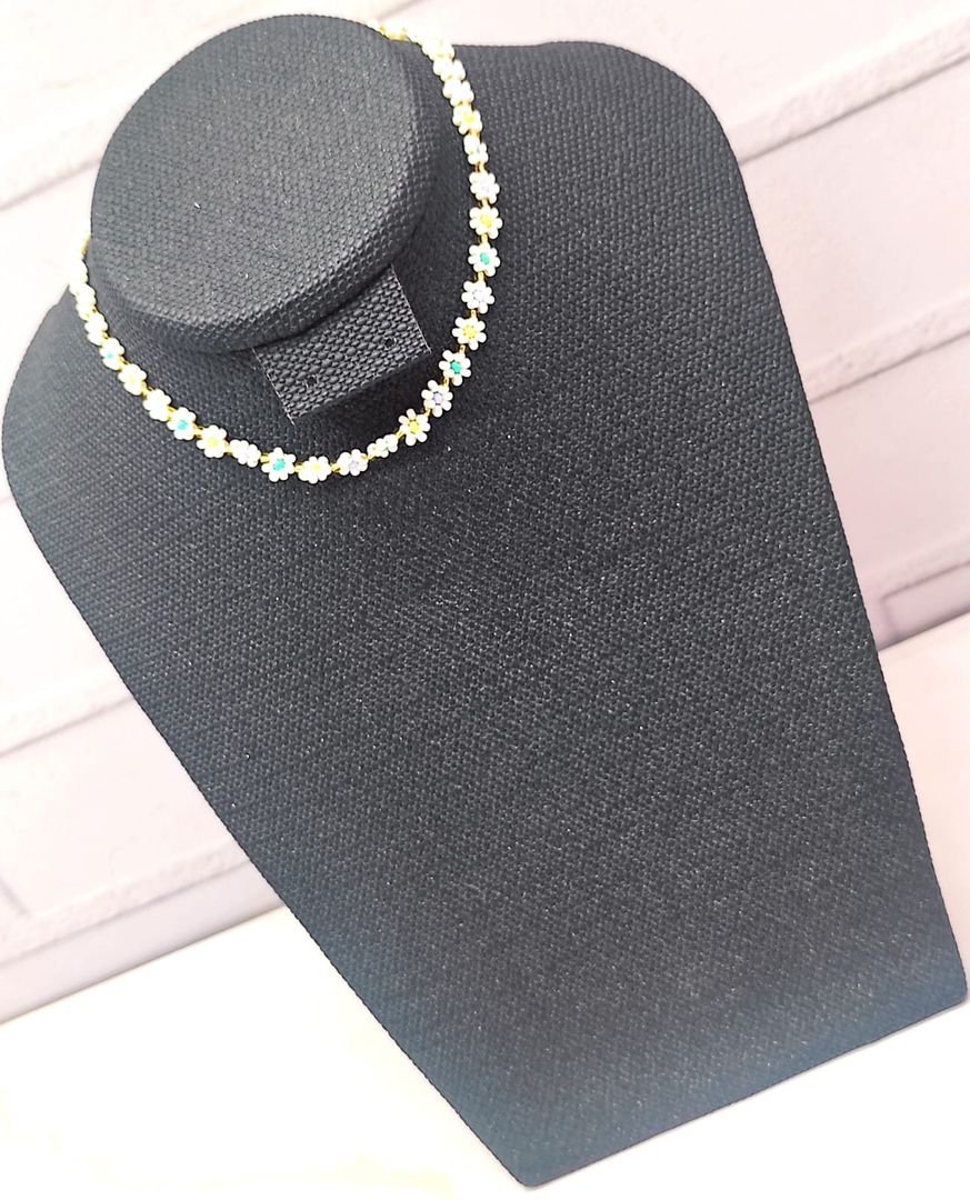 Collar choker flores margaritas