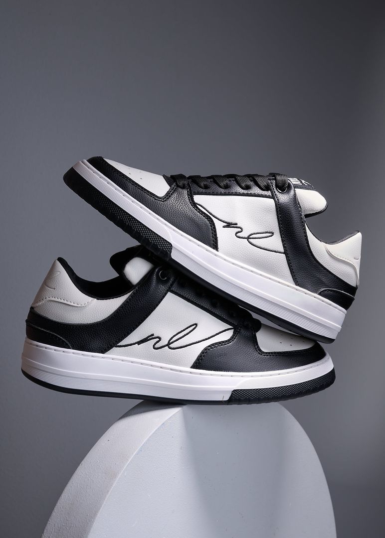 Tenis urban negro NEW TALLA 40