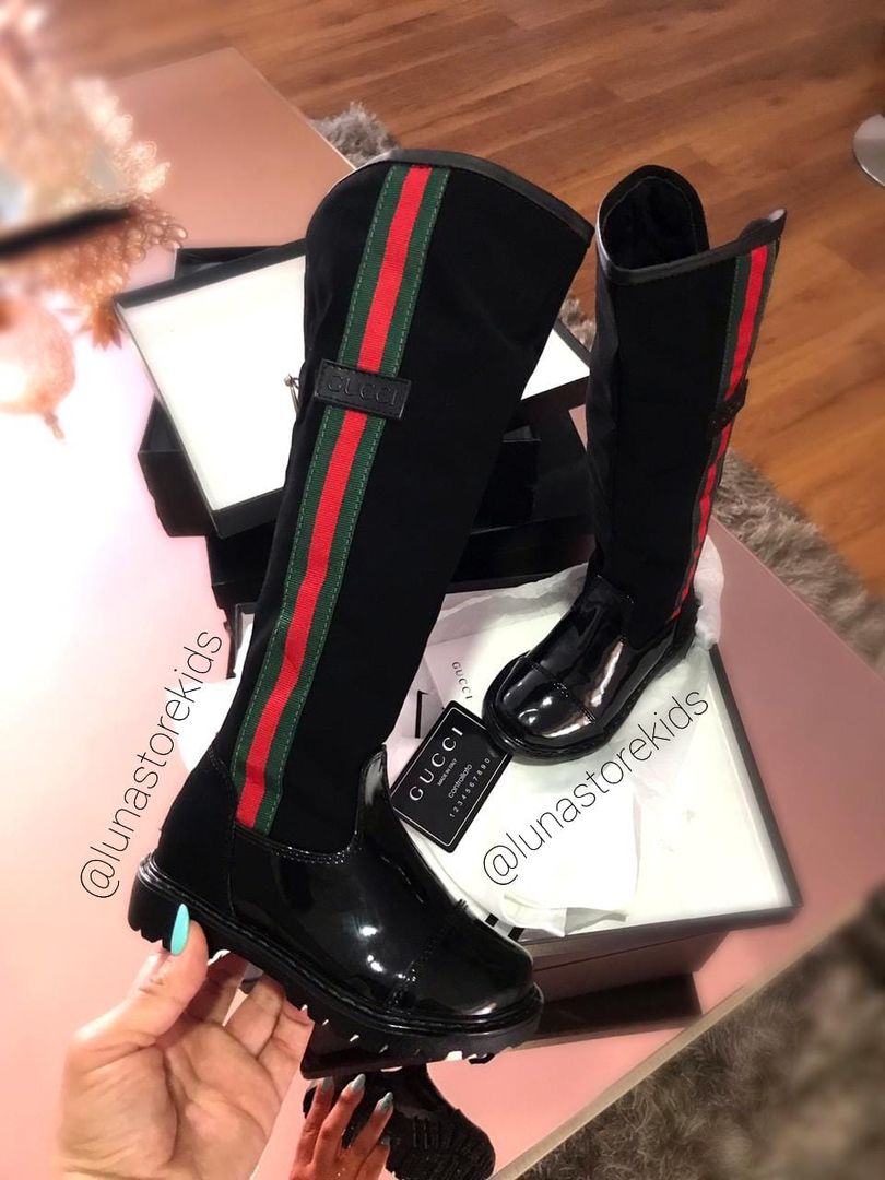 TALLAS 25, 26, 31, 32