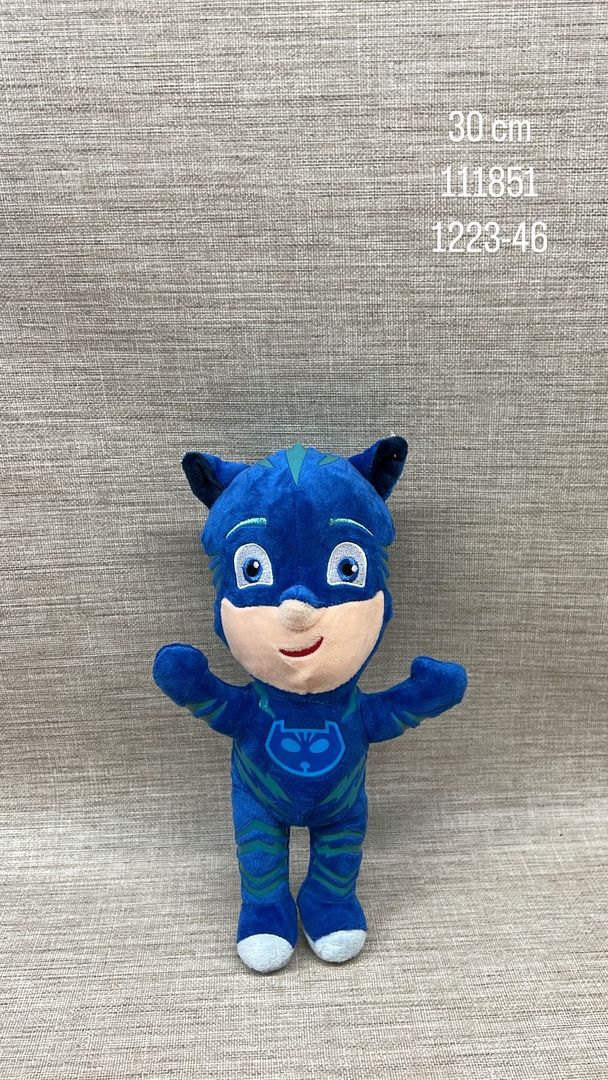 HEROES EN PIJAMA (MASKS)