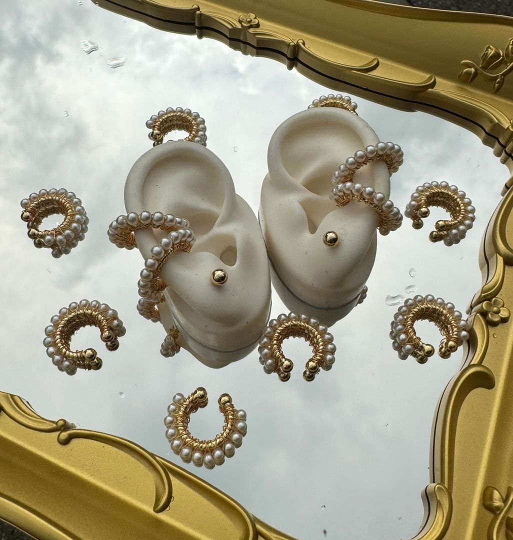 Ear cuff perlas