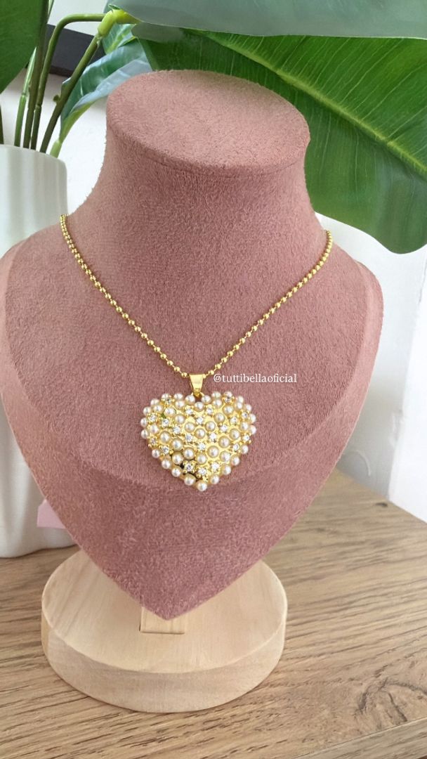 COLLAR CORAZÓN PERLA