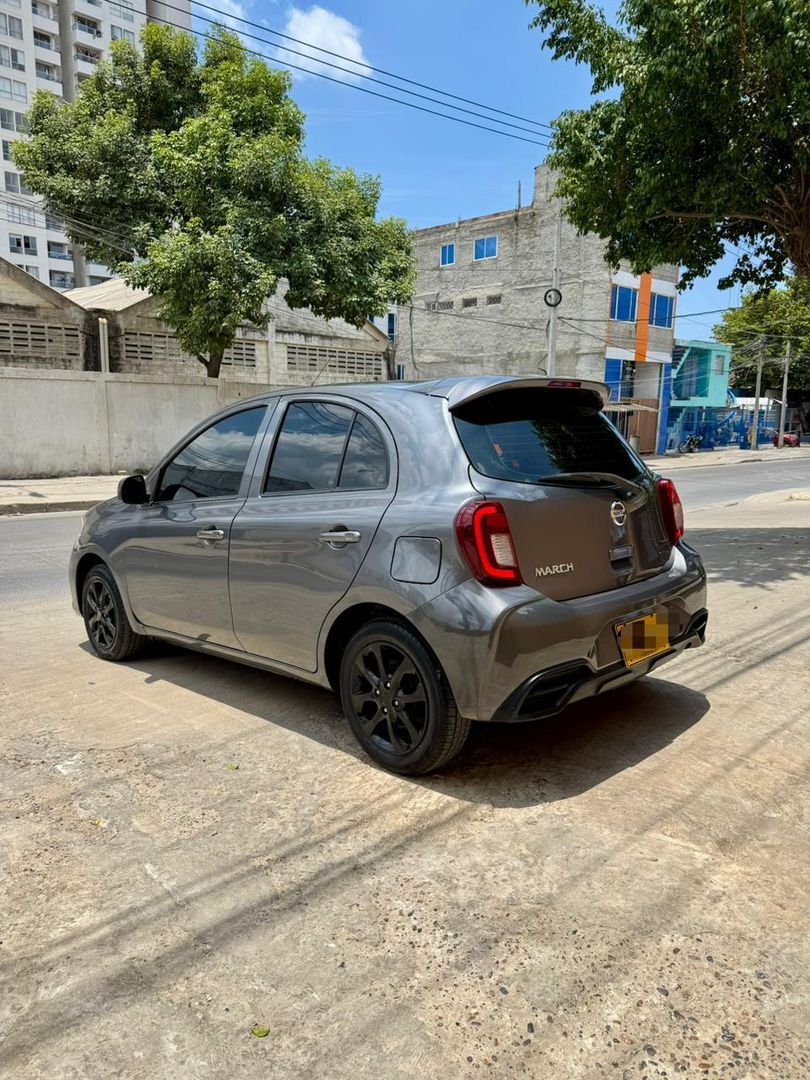 NISSAN MARCH 1.6L AUT SENSE