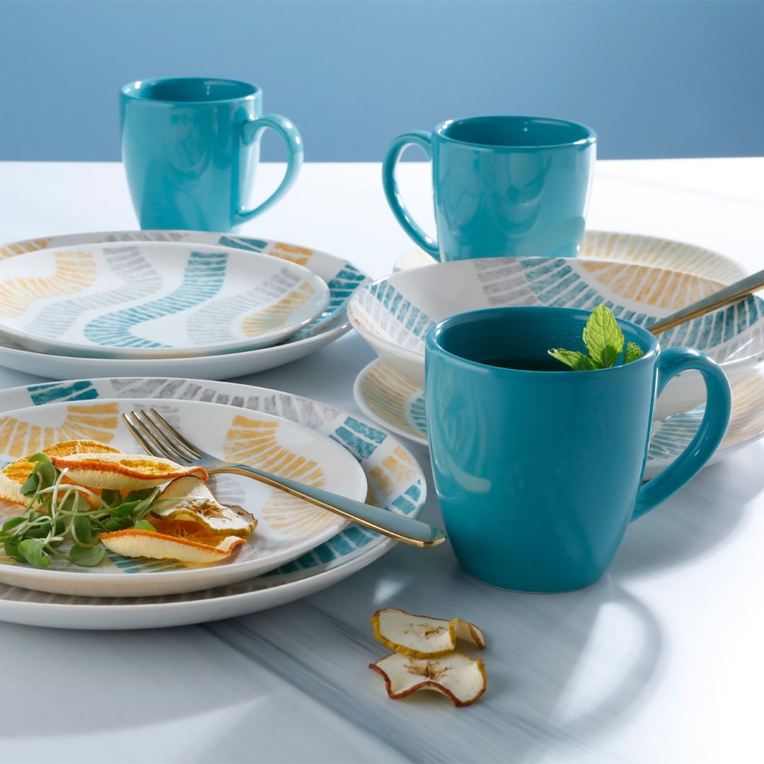 VAJILLA ANTICA CORONA 16 PIEZAS 